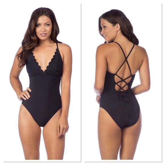 La Blanca Swimwear Petal Pusher Swimsuit (D12) - Picture 1 of 7